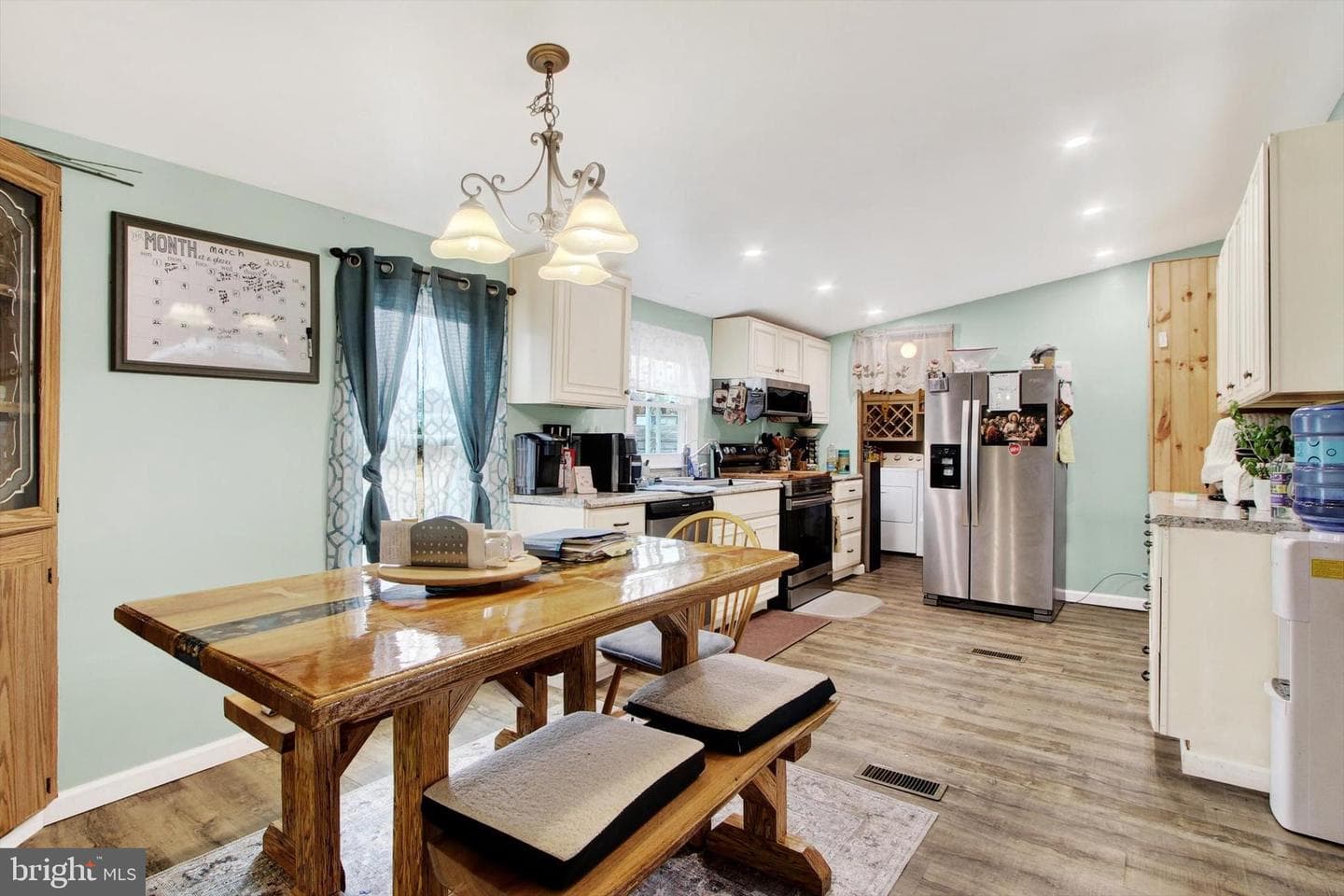 252 Lane Avenue photo 5