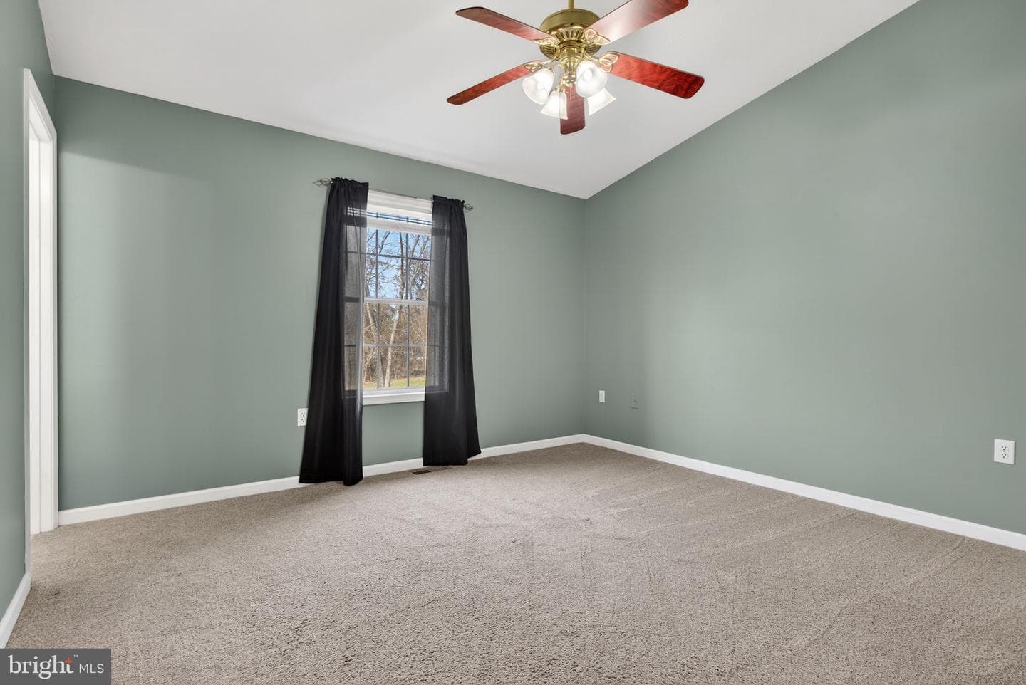 37 Pleasanton Drive photo 13