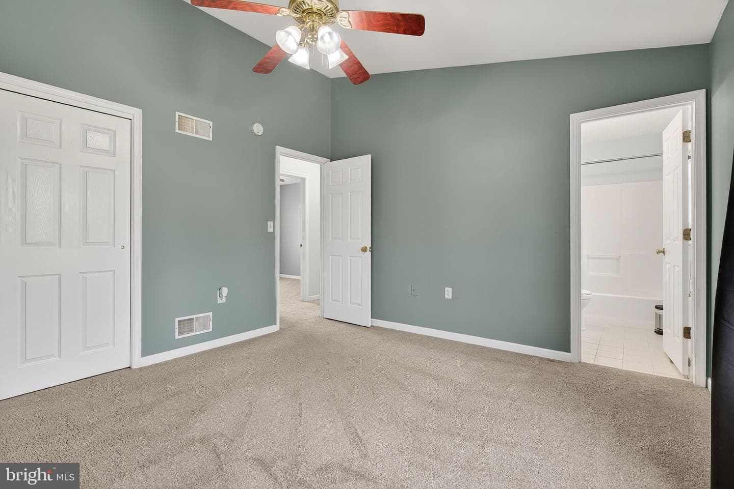 37 Pleasanton Drive photo 14