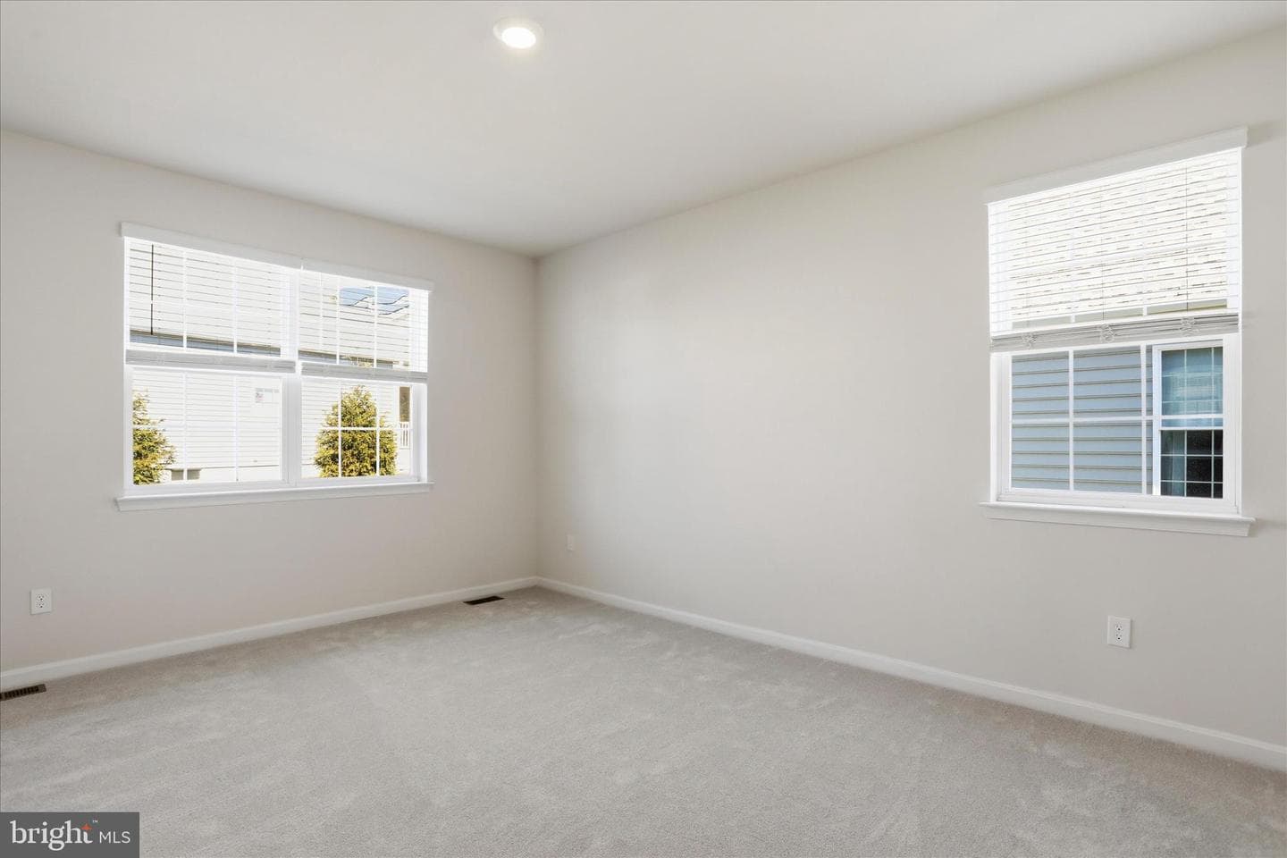 101 Brookside Lane photo 16