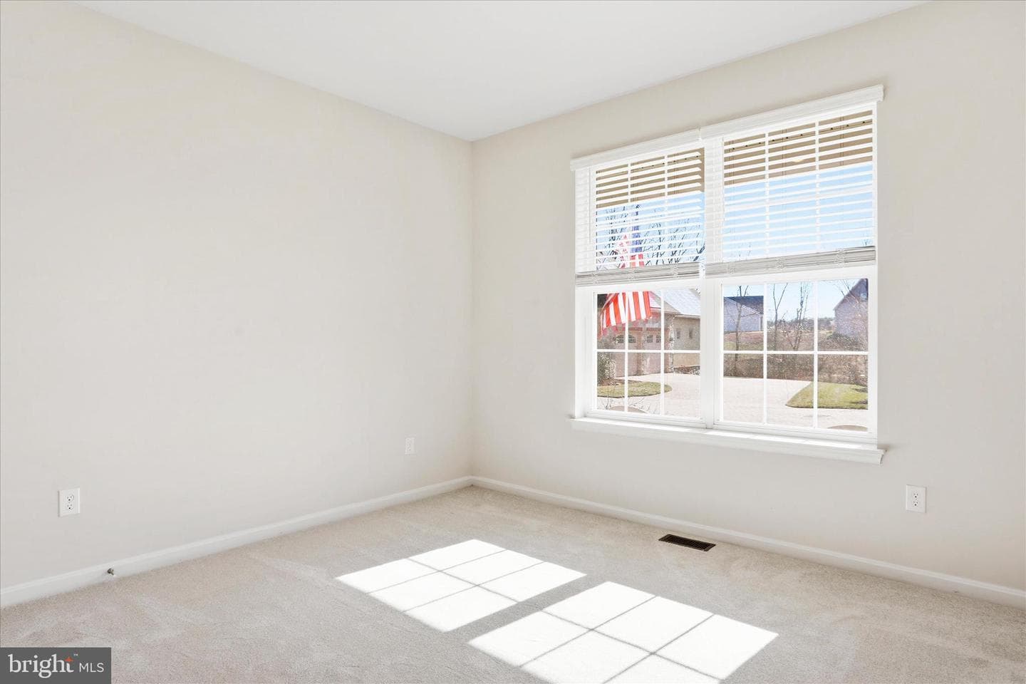 101 Brookside Lane photo 6