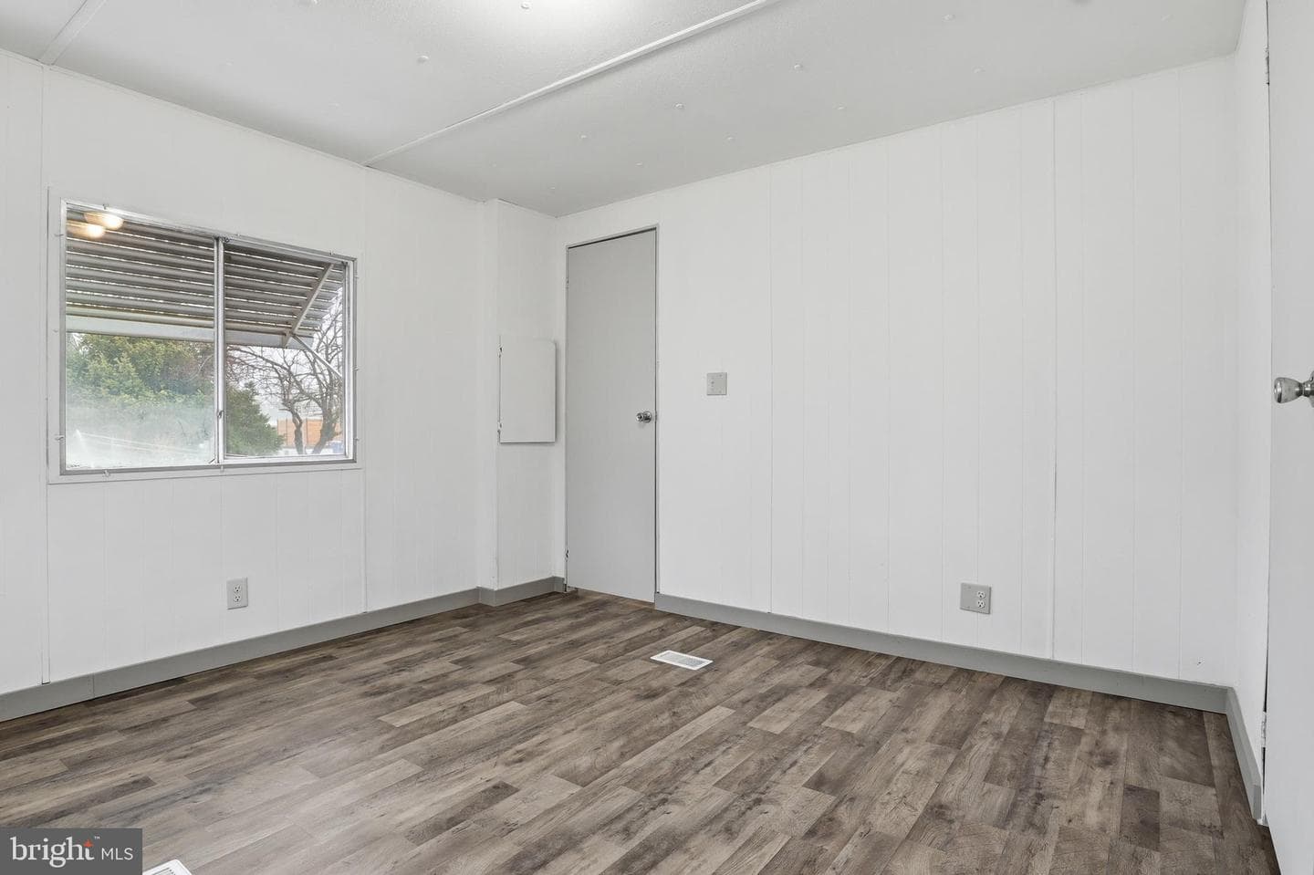 55 Walker Avenue photo 20