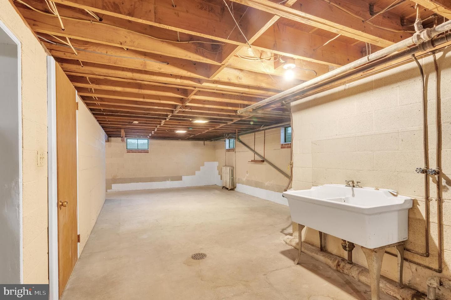 542 Hillcrest Place photo 15