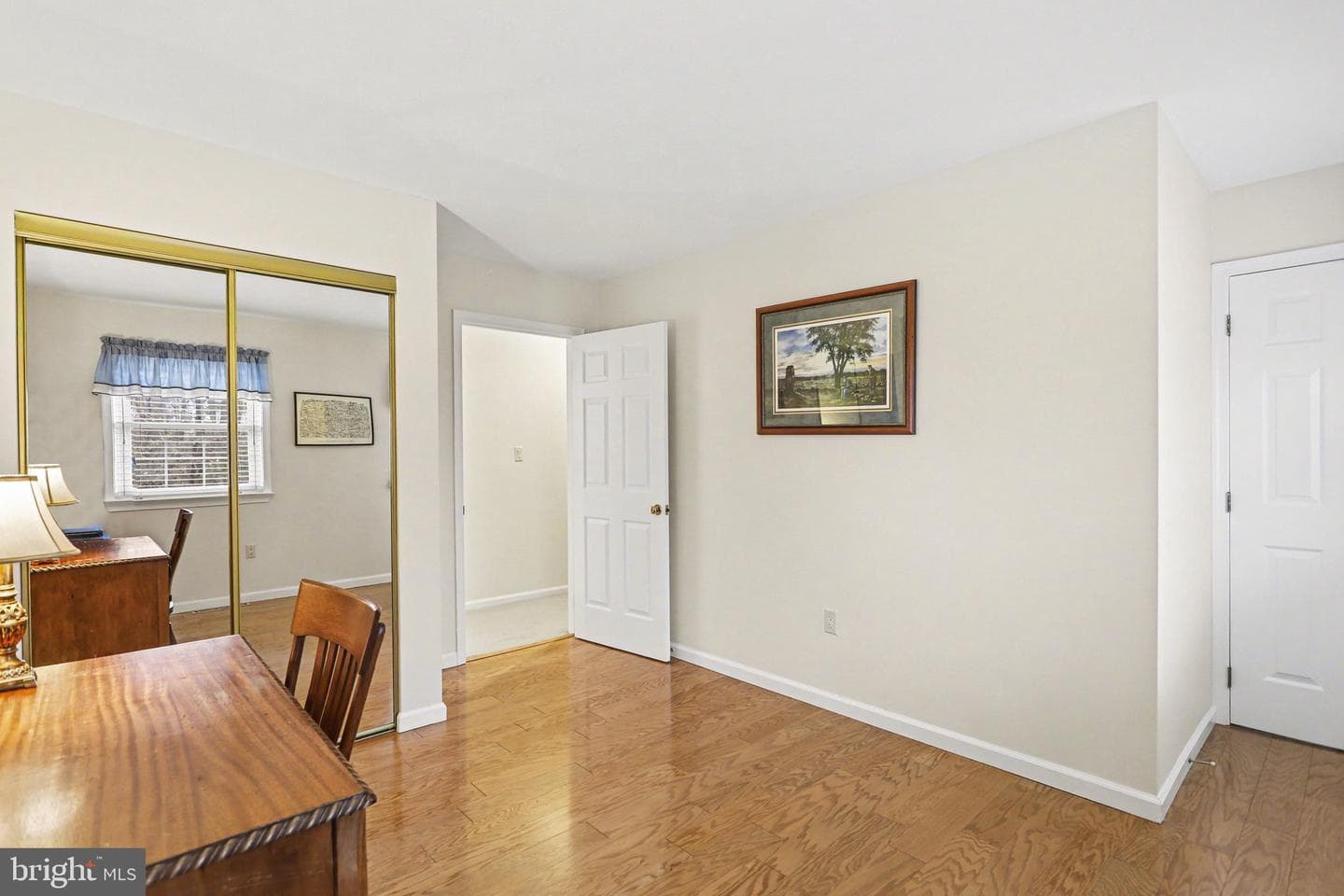 75 Longview Boulevard photo 23