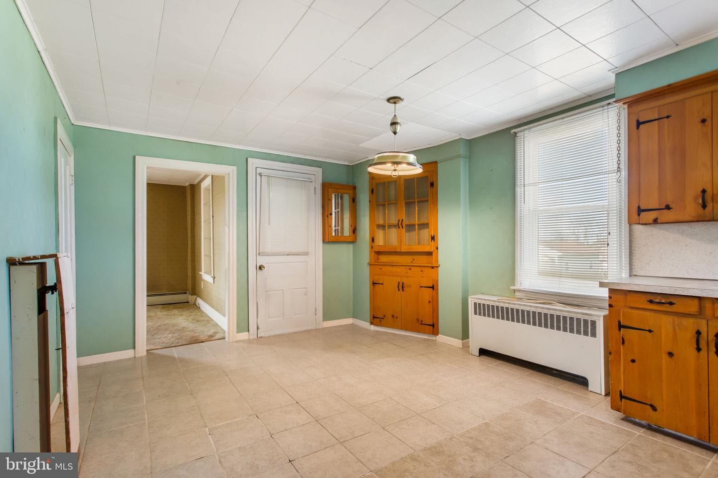 235 Ridge Avenue photo 11