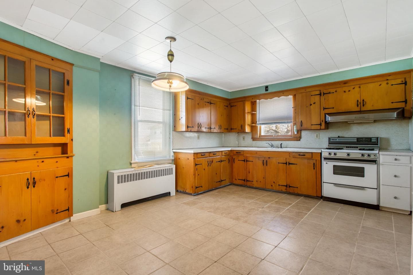 235 Ridge Avenue photo 9