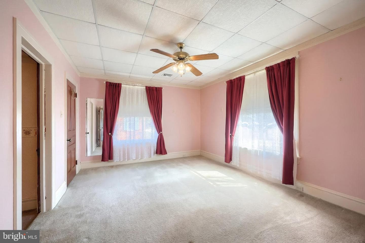318 Lincoln Way W photo 13