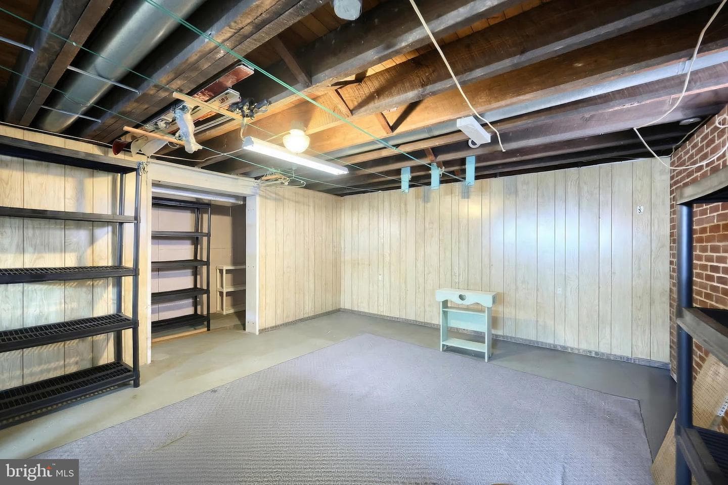 318 Lincoln Way W photo 26