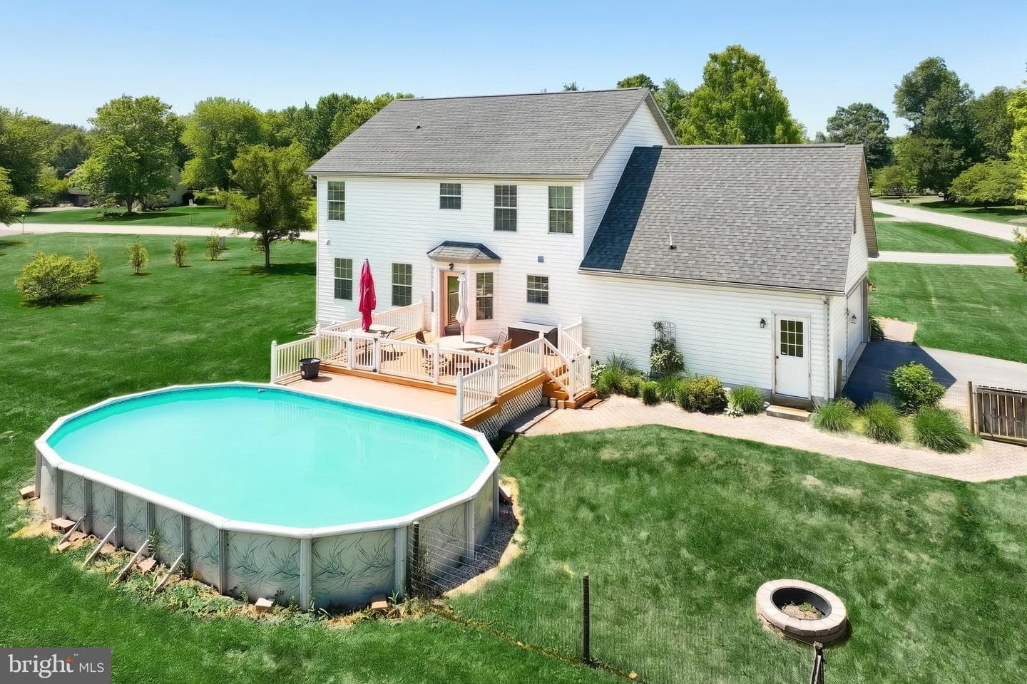 35 Fox Meadow Drive photo 4