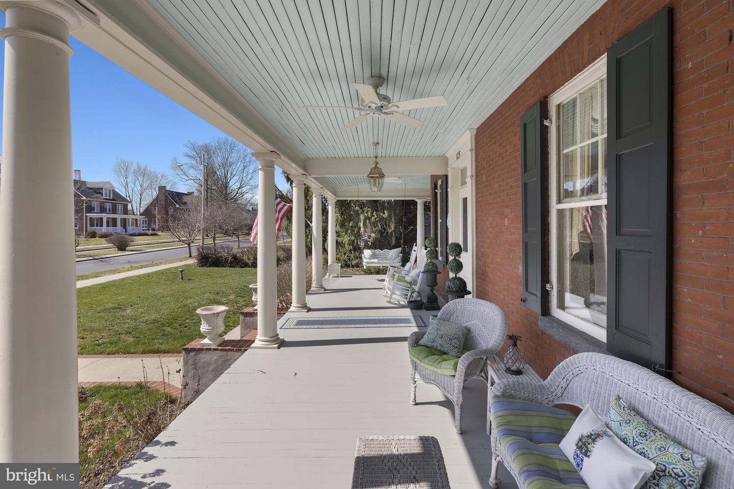 125 W Broadway photo 6