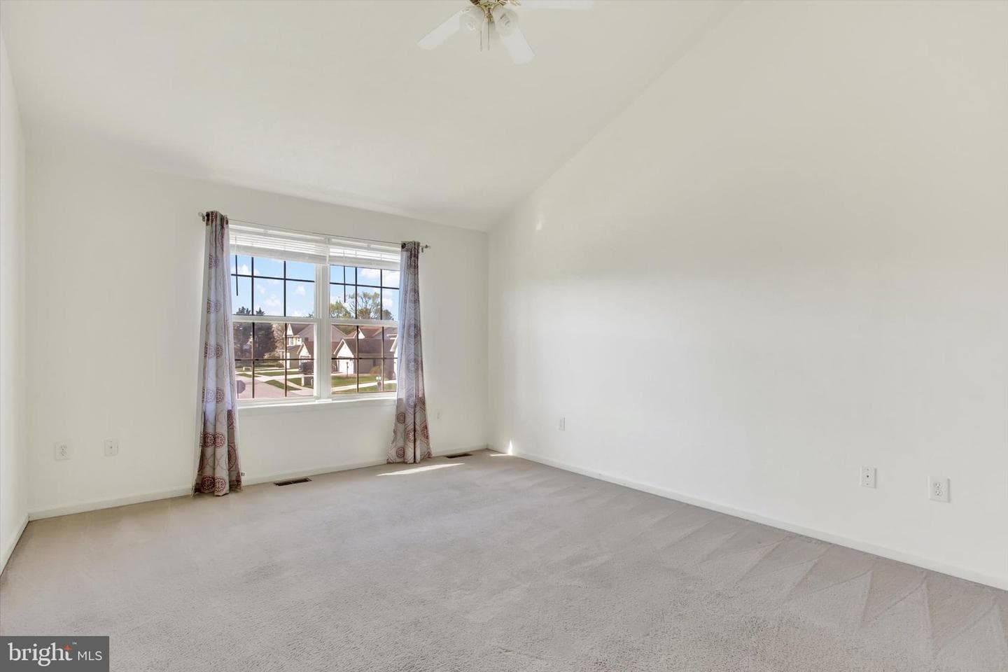 1 Dinwiddie Court photo 21