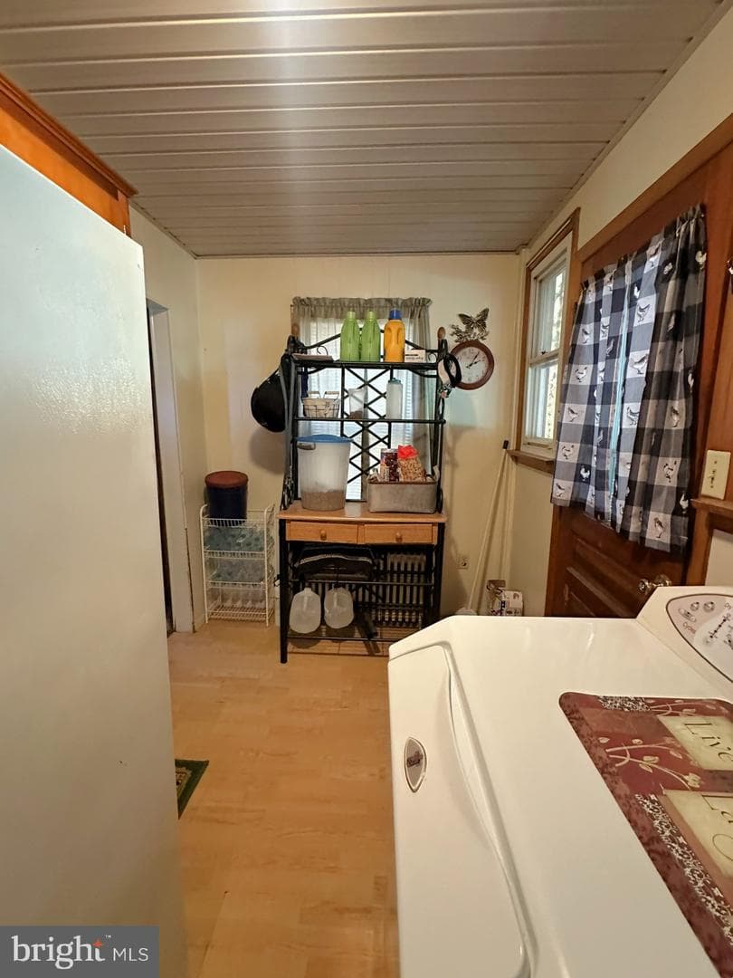 37 N Queen Street photo 14
