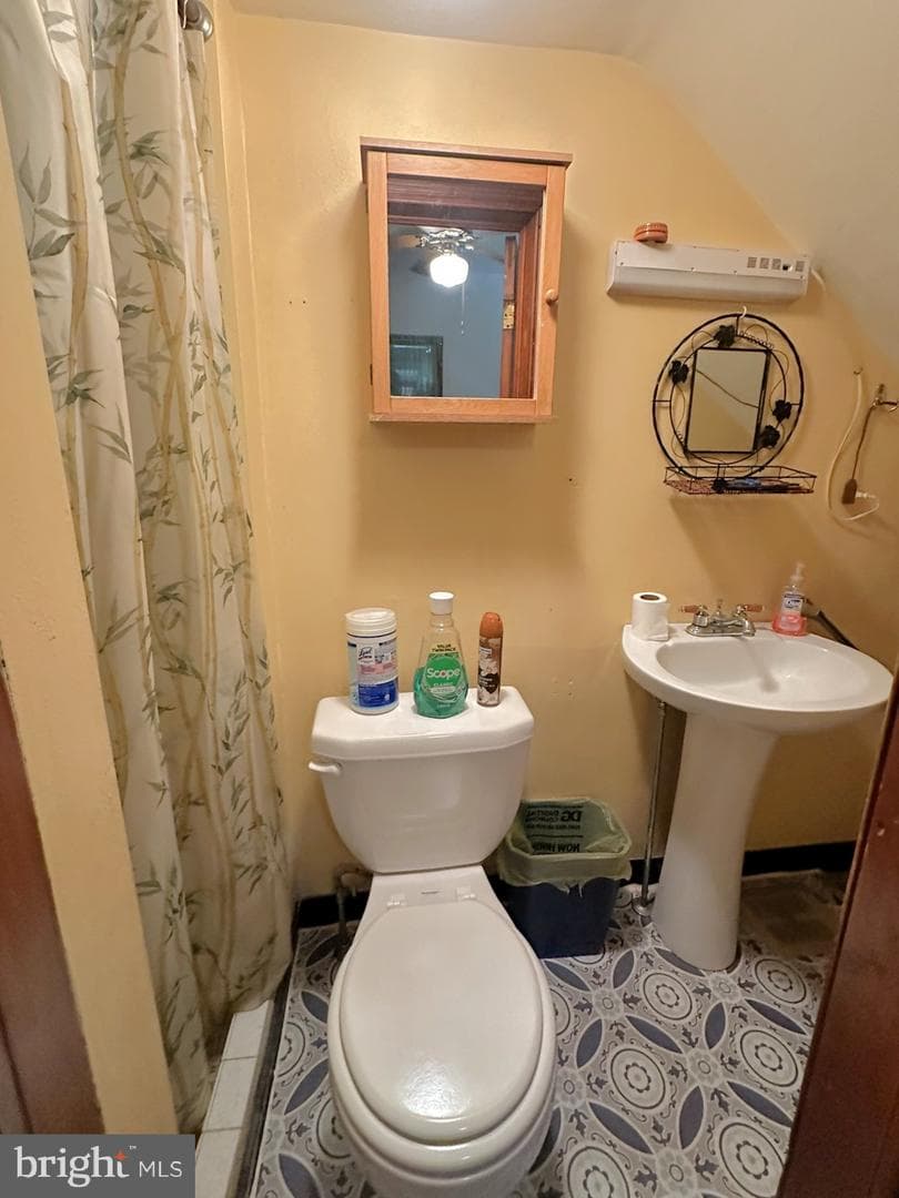 37 N Queen Street photo 15