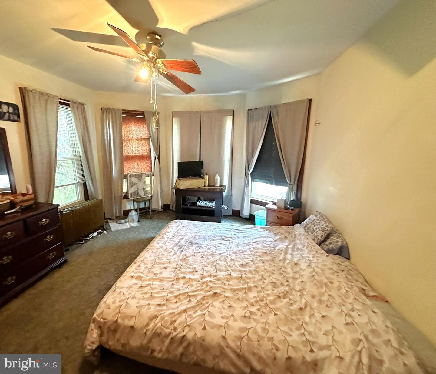 37 N Queen Street photo 25