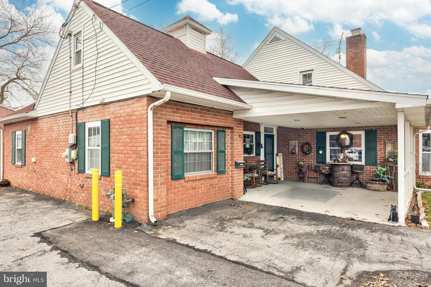 229 E High Street photo 3
