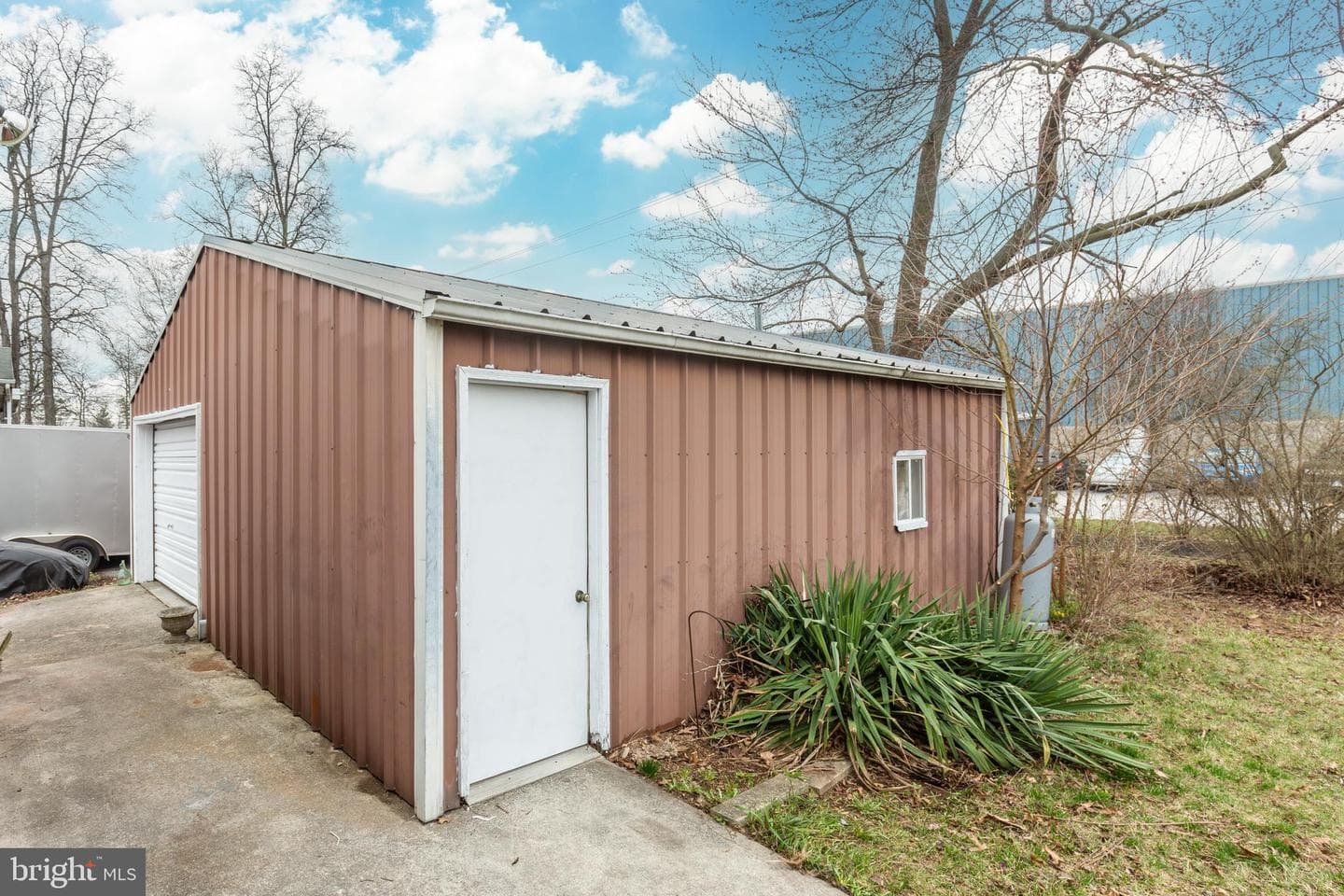229 E High Street photo 46
