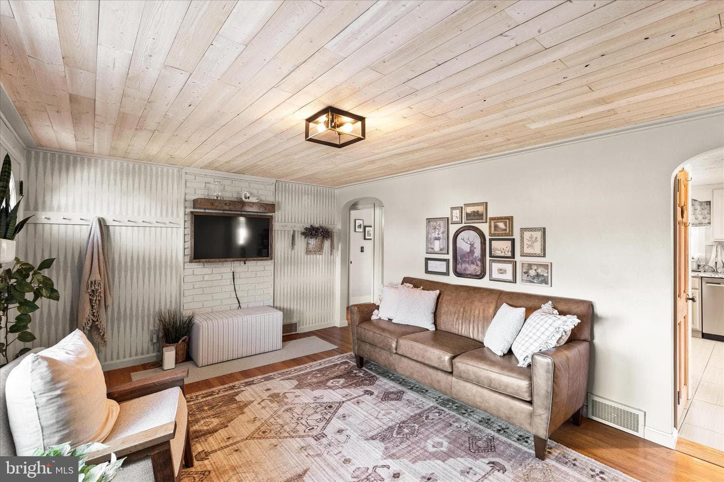 206 N Peters Street photo 25