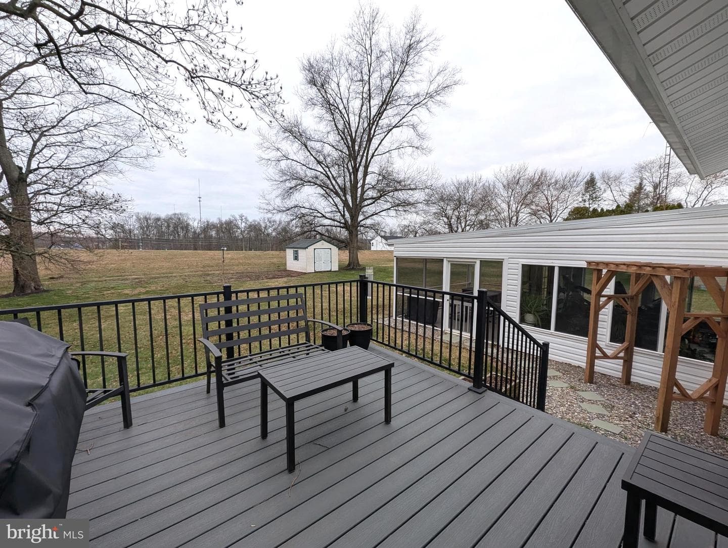 170 Gordon Avenue photo 16