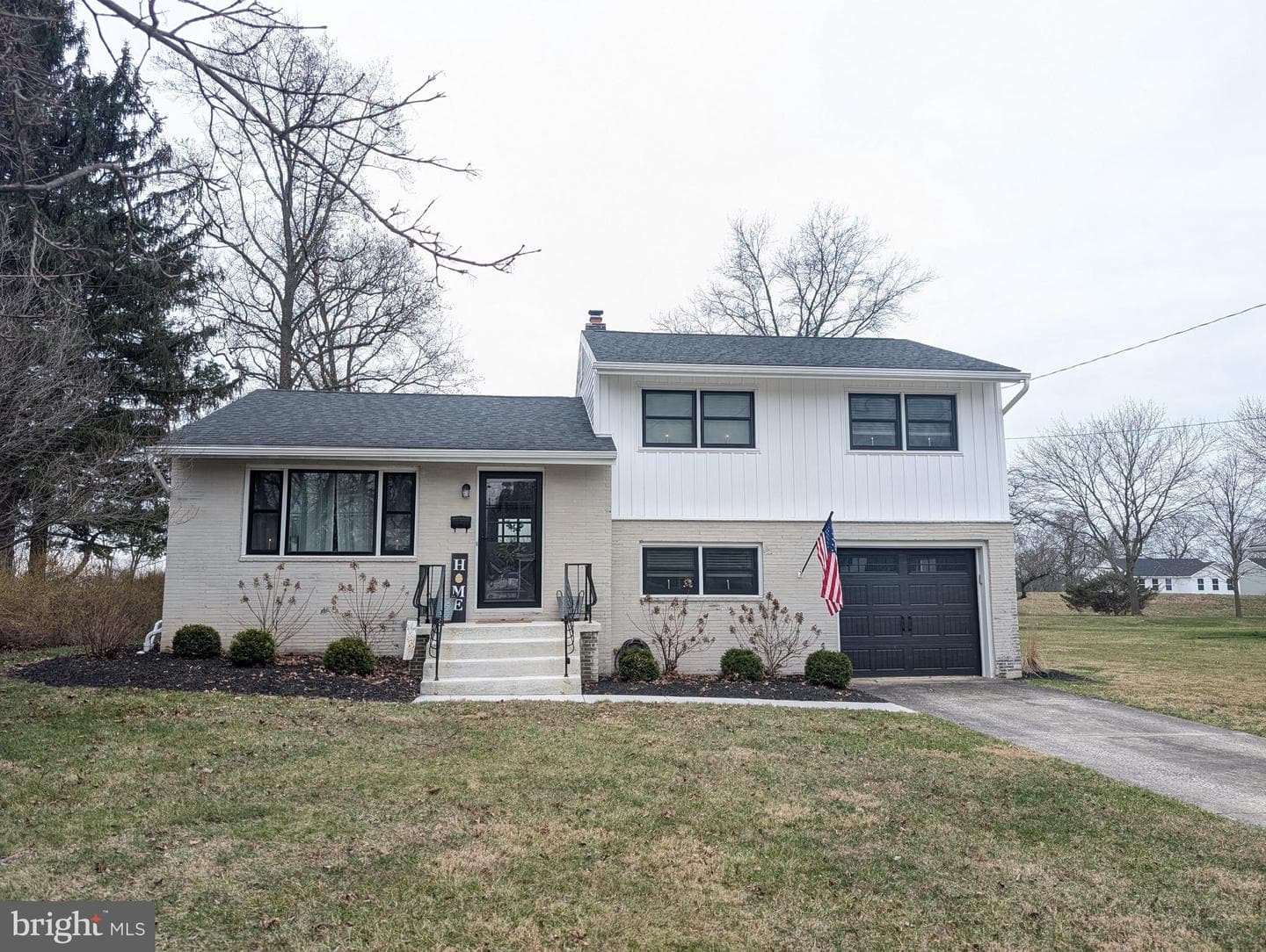 170 Gordon Avenue photo 3