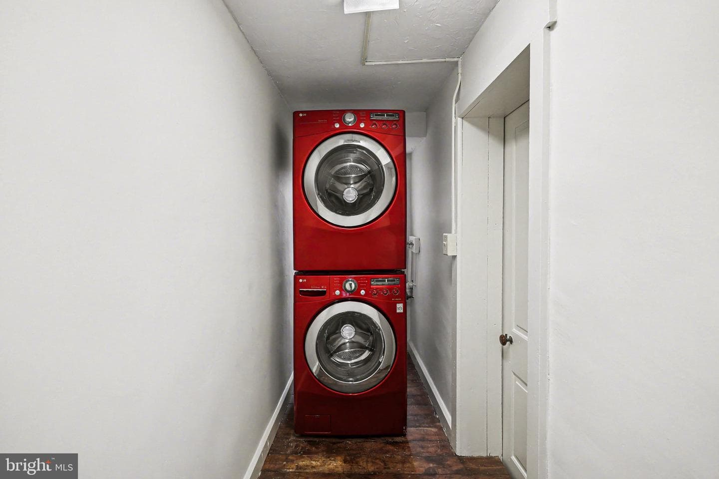 217 Baltimore Street photo 18