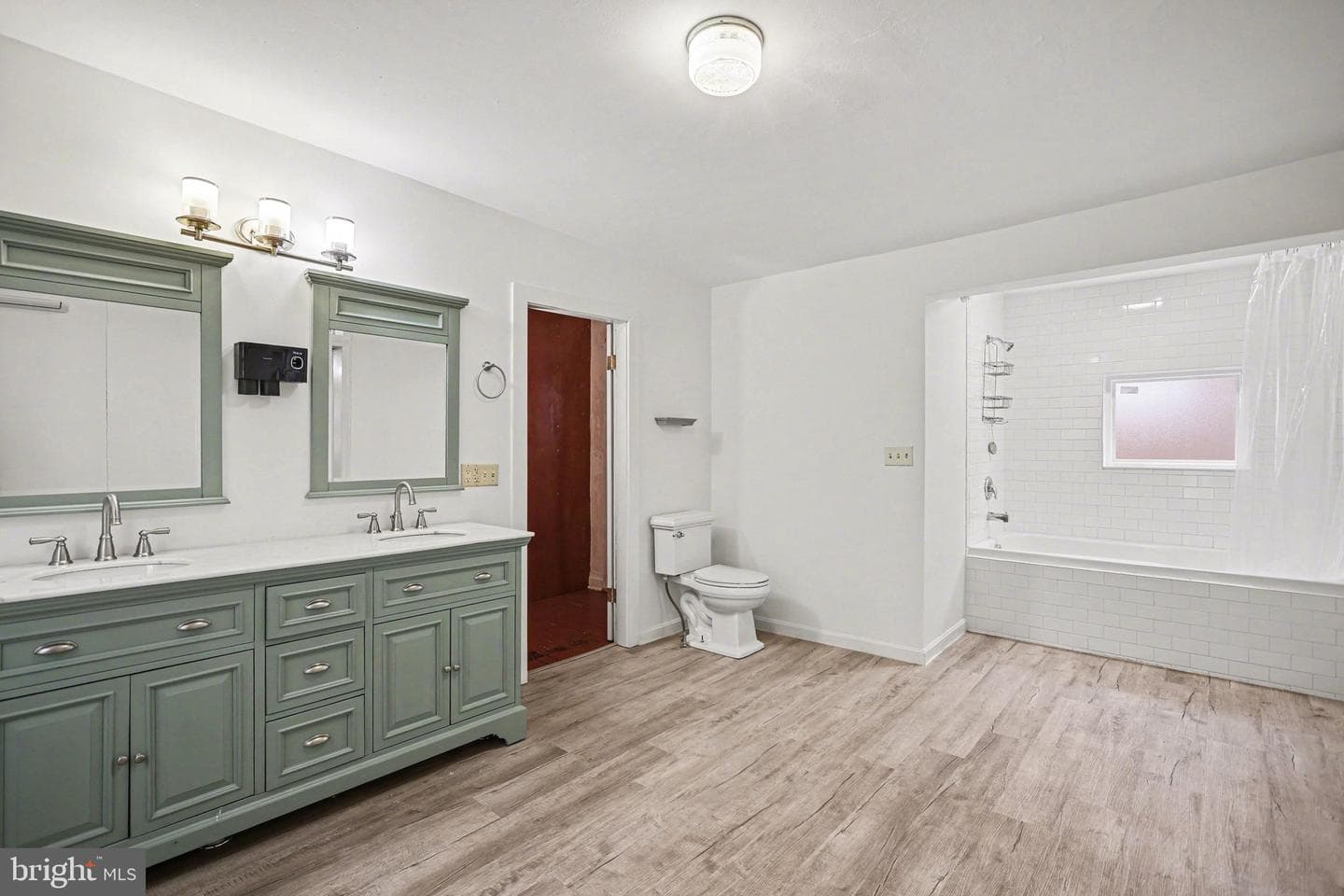 217 Baltimore Street photo 25
