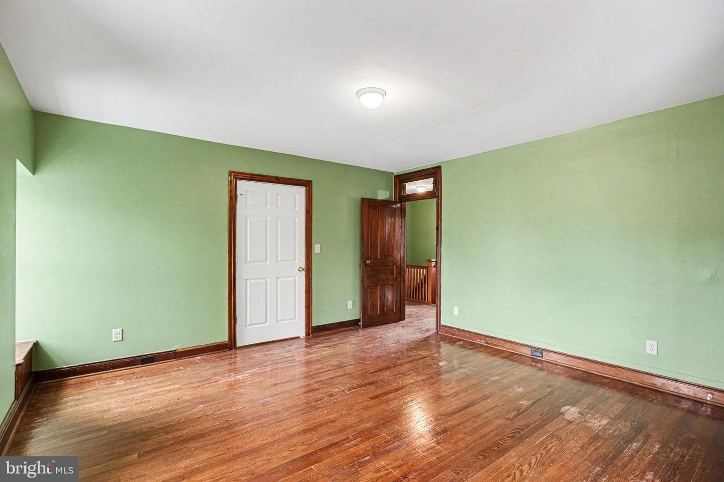 217 Baltimore Street photo 31