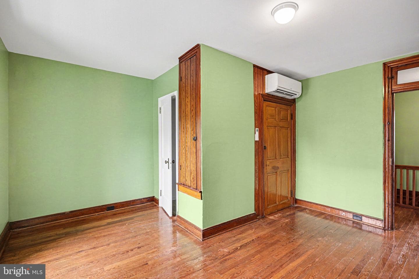 217 Baltimore Street photo 33