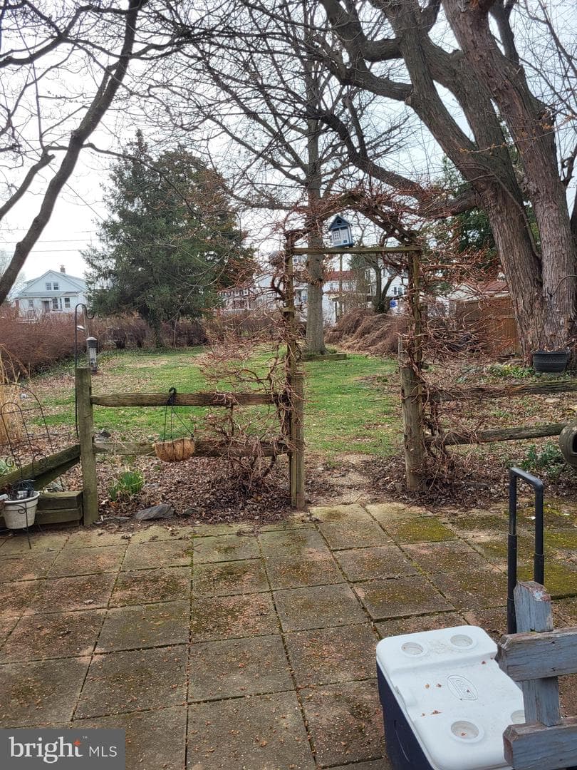 340 Fairview Avenue photo 17