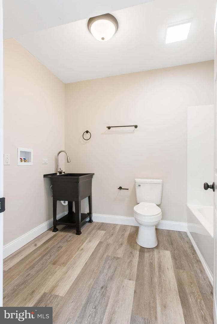 265 E York Street photo 16