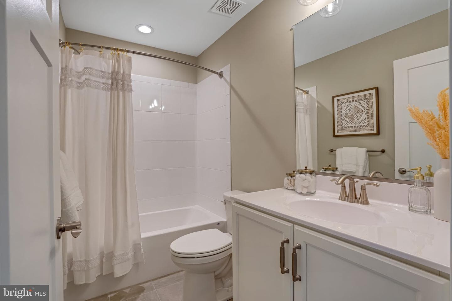 680 Barlow-Greenmount Road photo 25