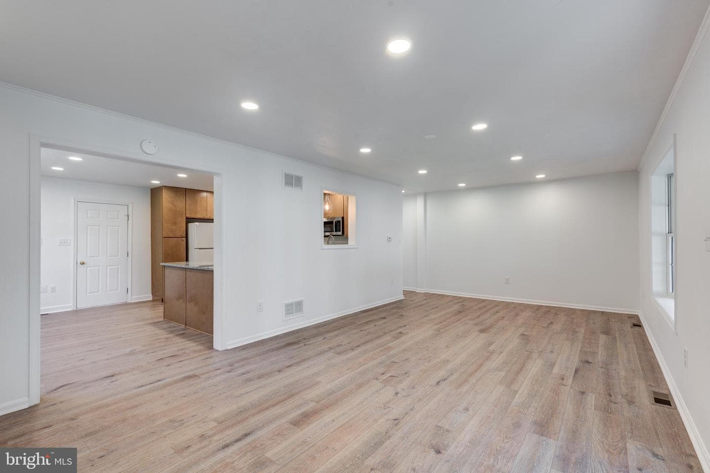 4 Straw Court photo 19