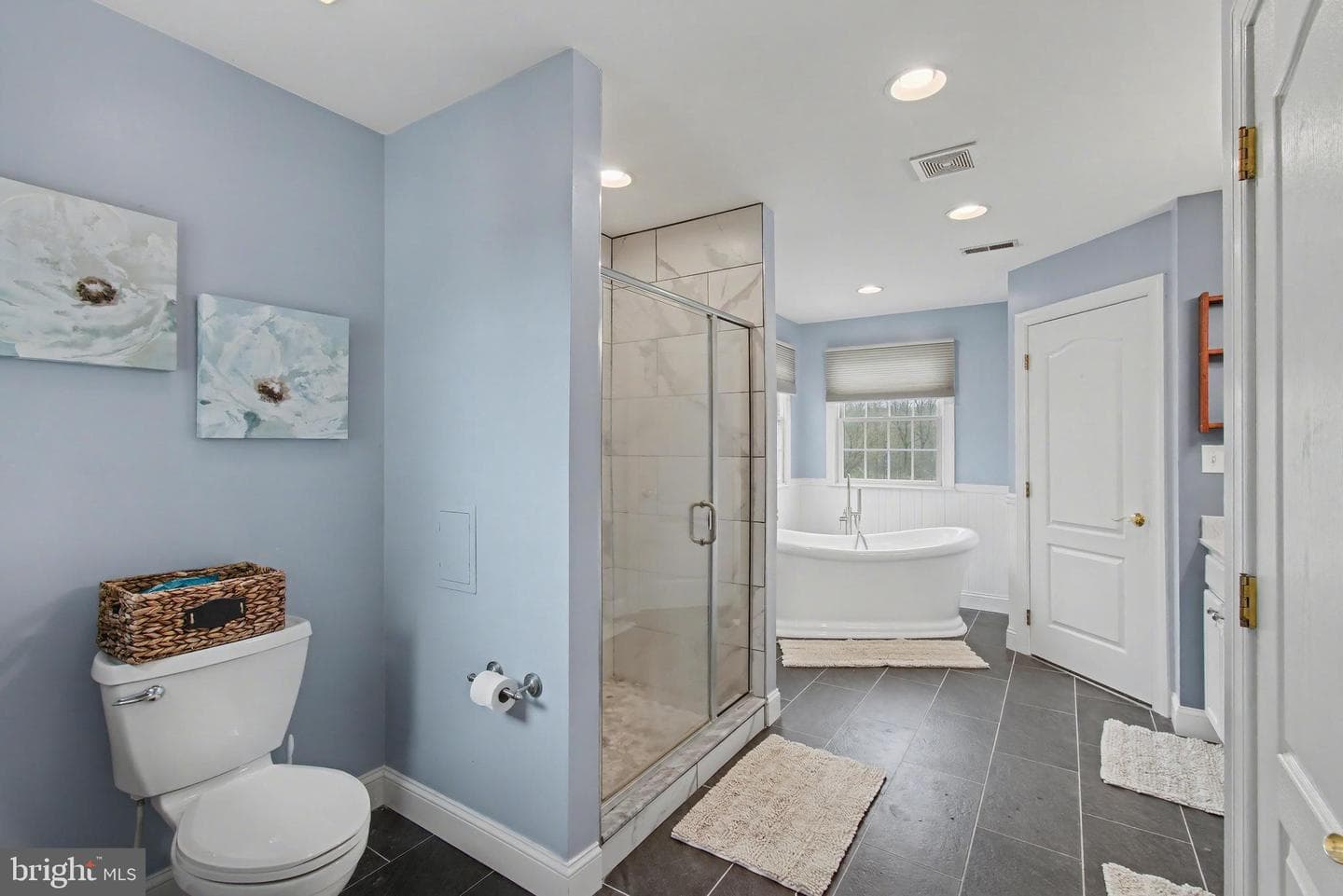 105 Saint Johns Road W photo 20