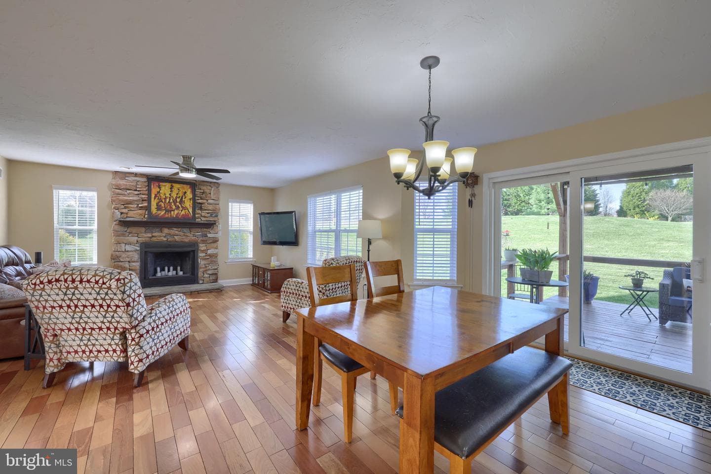 80 E Summit Drive photo 14