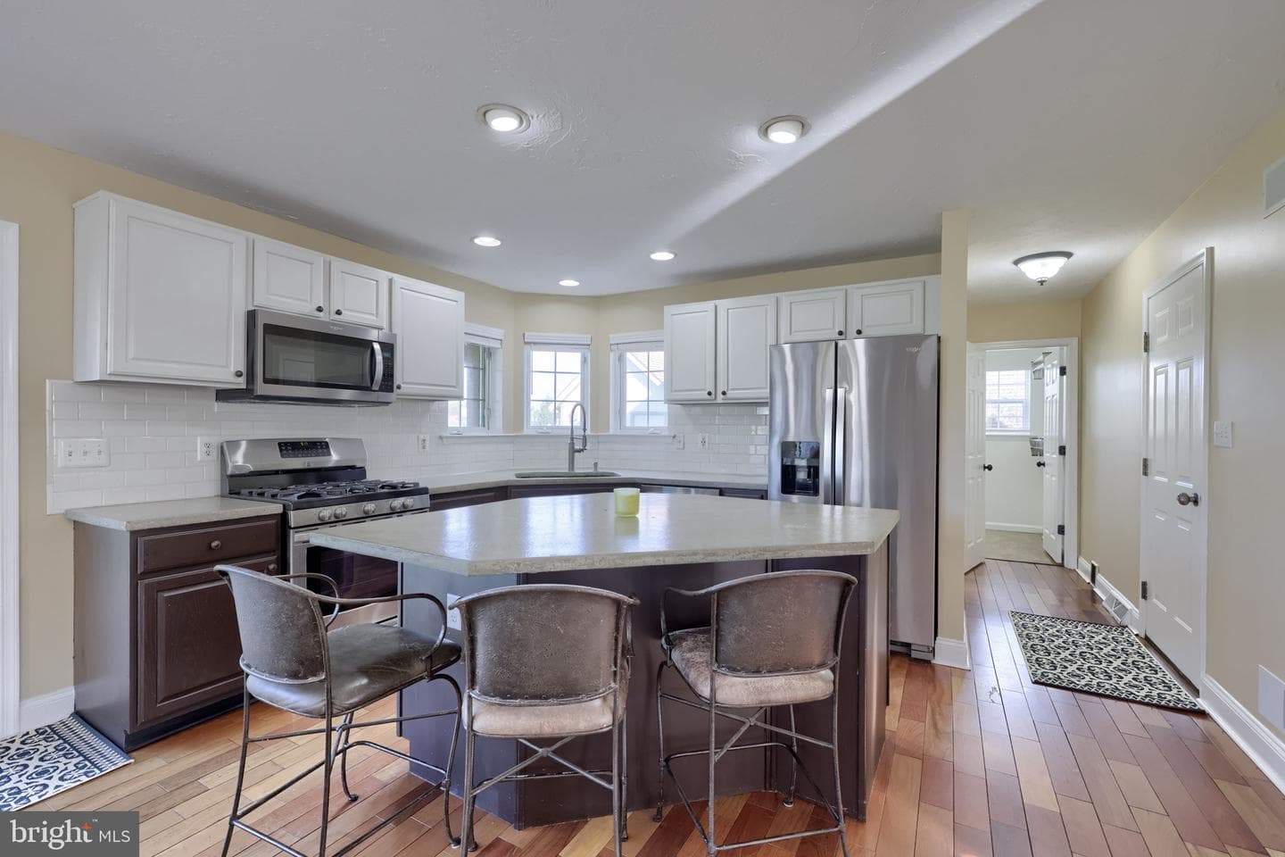 80 E Summit Drive photo 15
