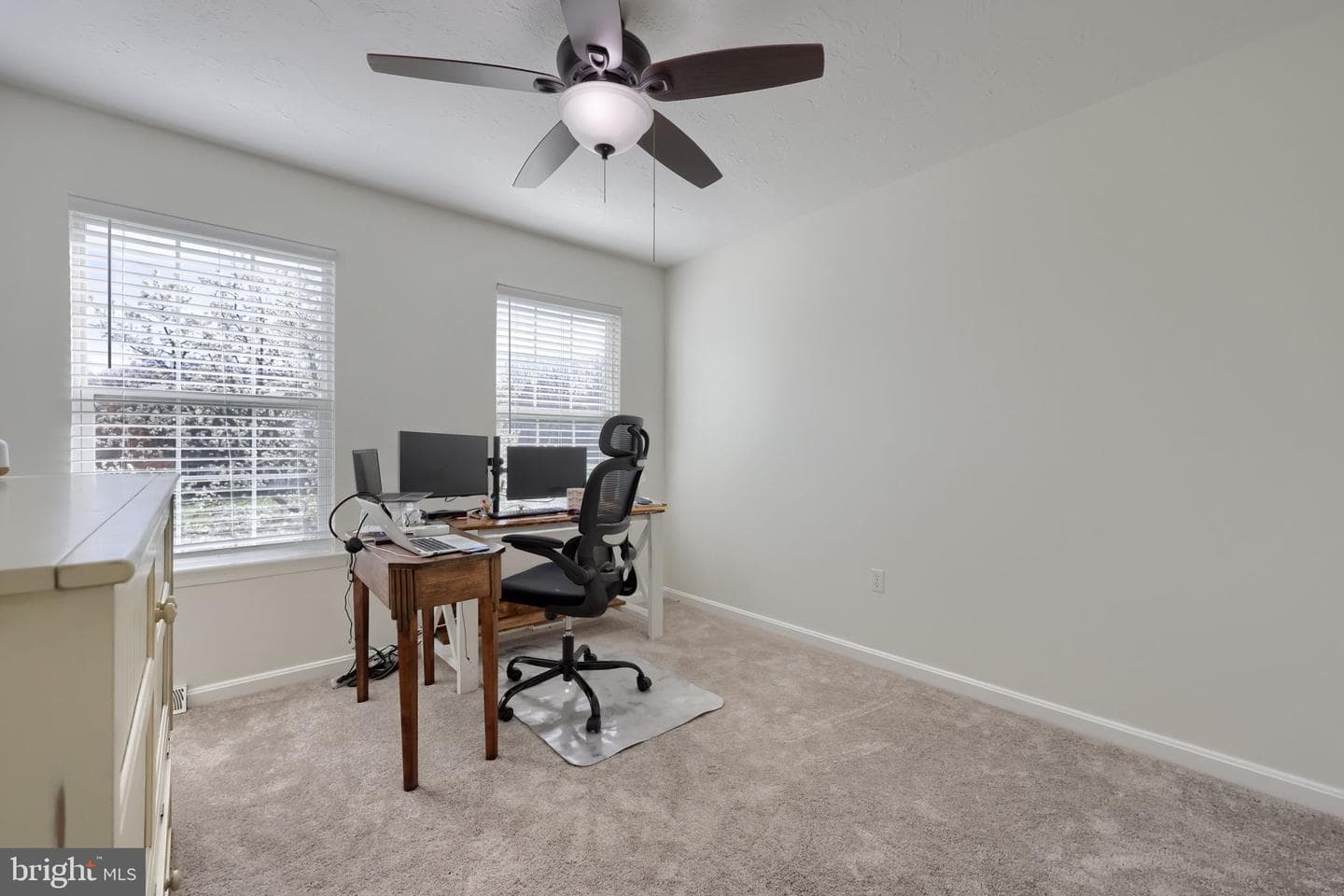 80 E Summit Drive photo 37