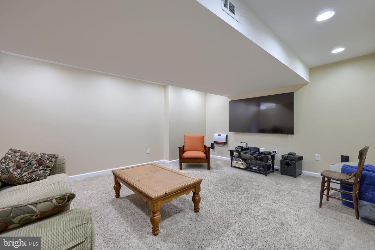 80 E Summit Drive photo 38