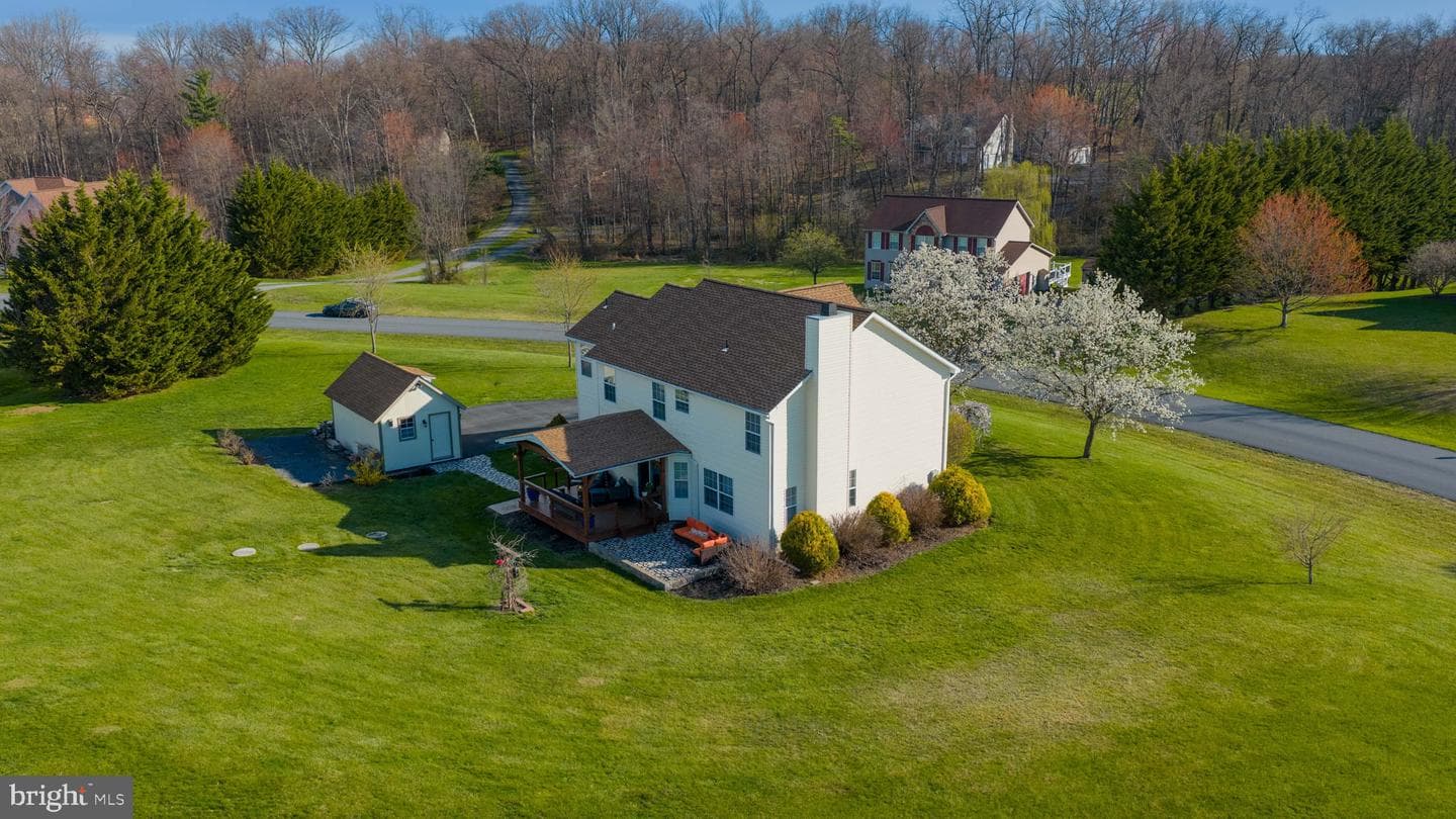 80 E Summit Drive photo 58