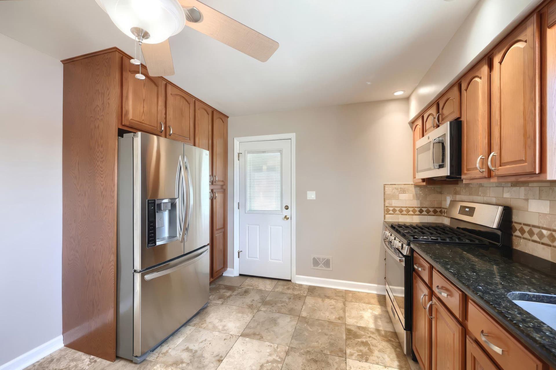 410 Diller Road photo 20