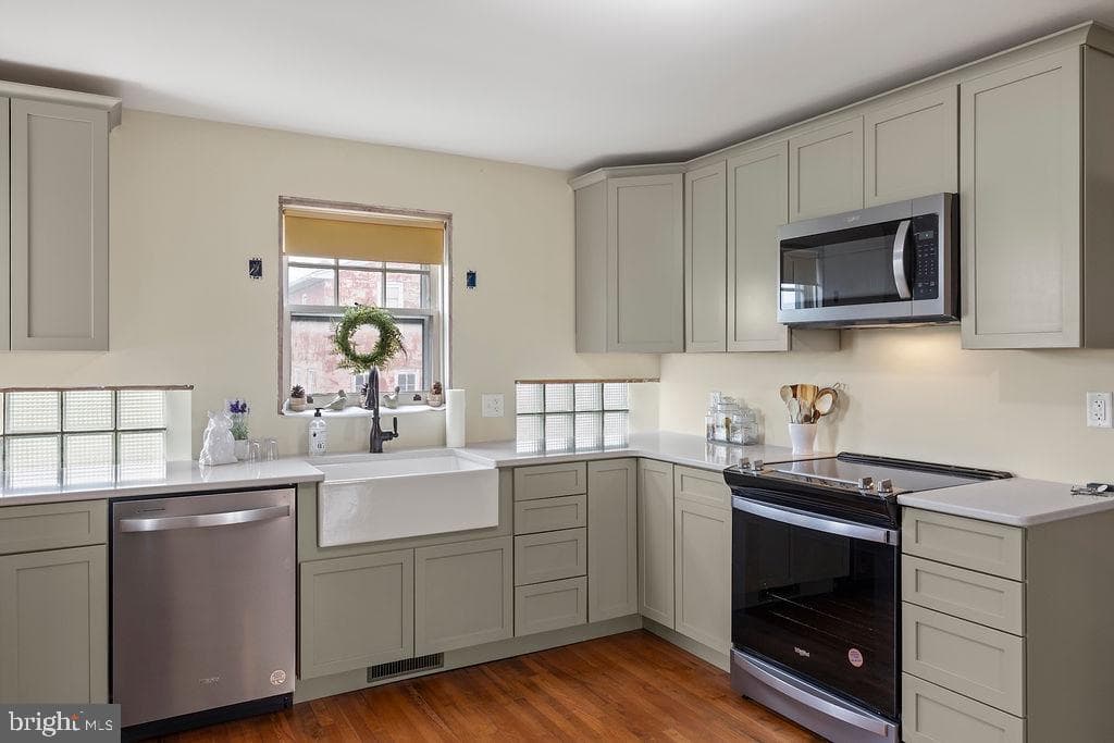 2085 Harney Road photo 12