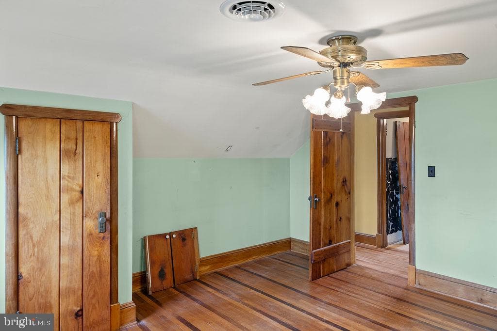 2085 Harney Road photo 25