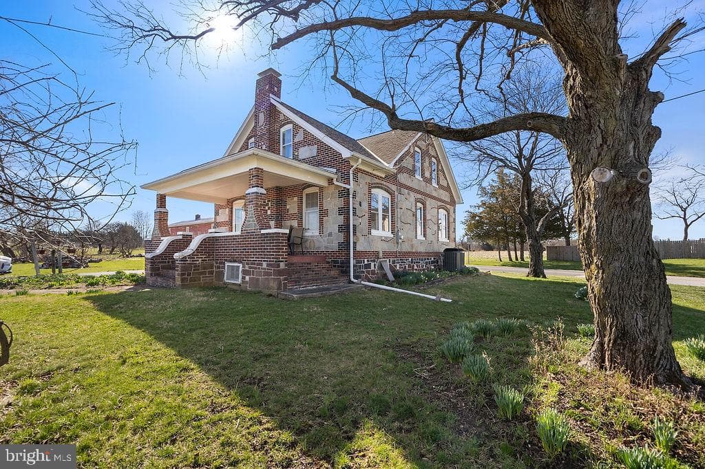 2085 Harney Road photo 41