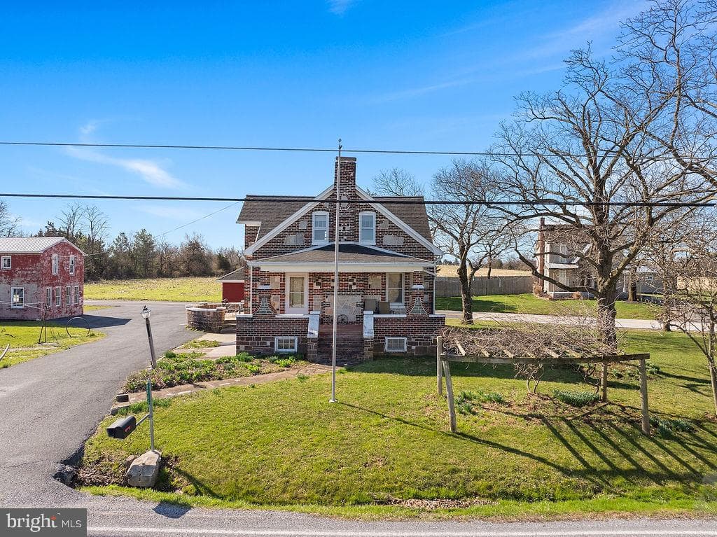 2085 Harney Road photo 44