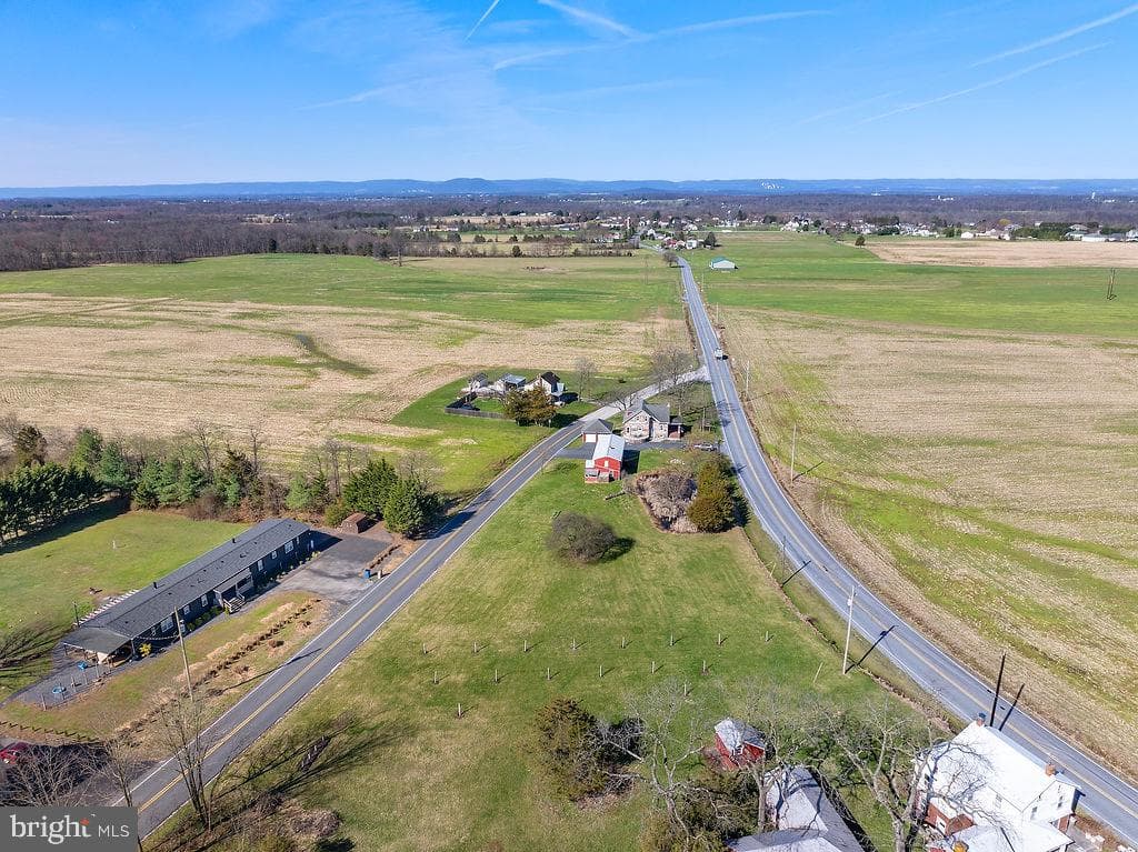 2085 Harney Road photo 48