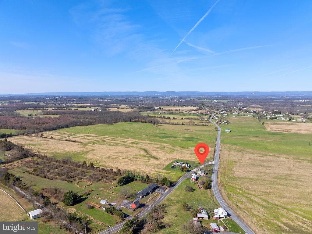 2085 Harney Road photo 50