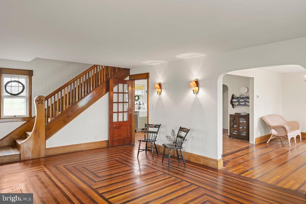2085 Harney Road photo 8