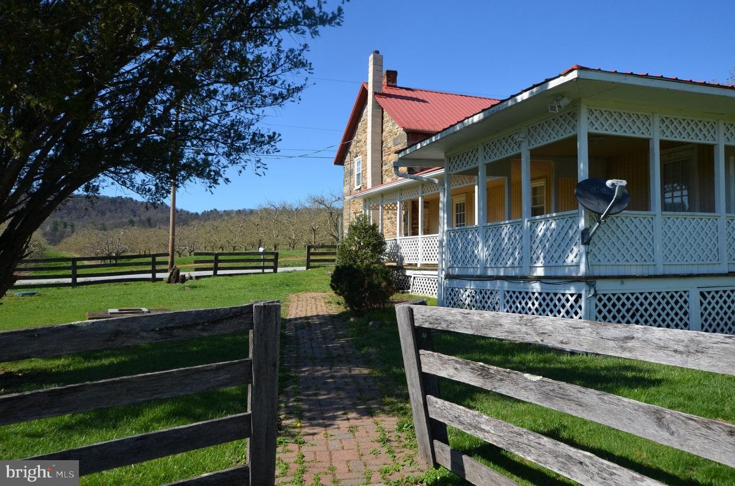 1059 Cashtown Road photo 11