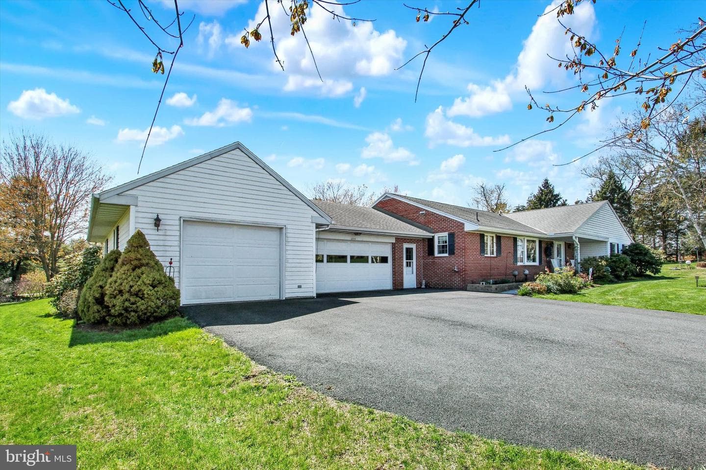 1725 Hanover Road photo 3