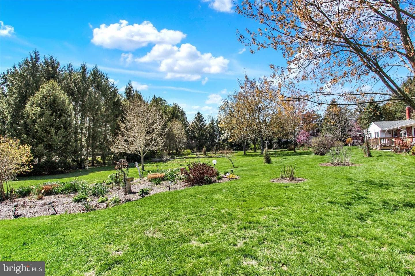 1725 Hanover Road photo 36