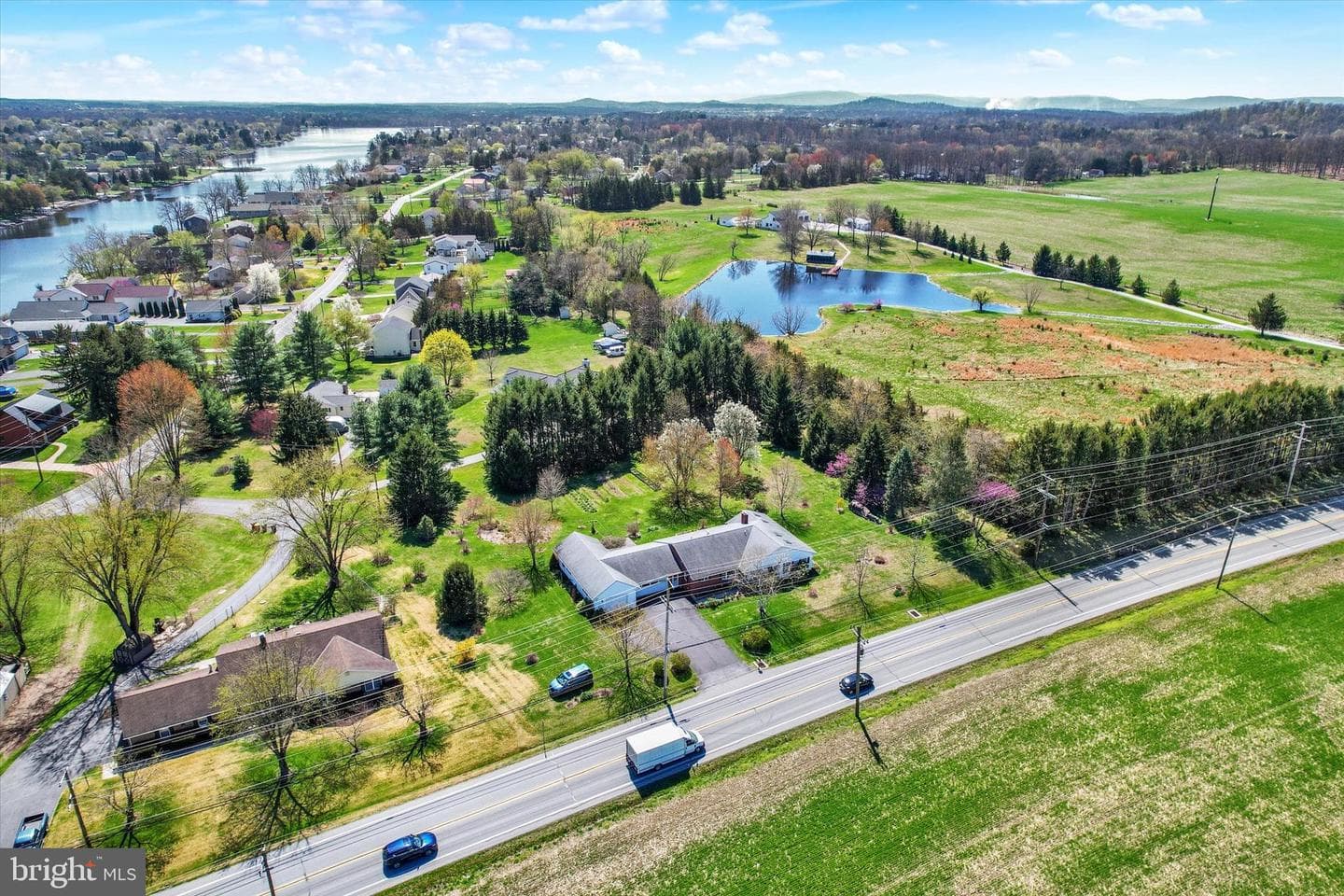1725 Hanover Road photo 45