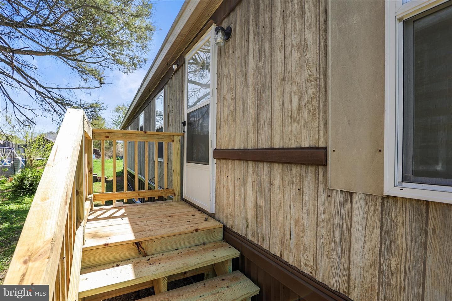 1104 W Elm Avenue photo 4
